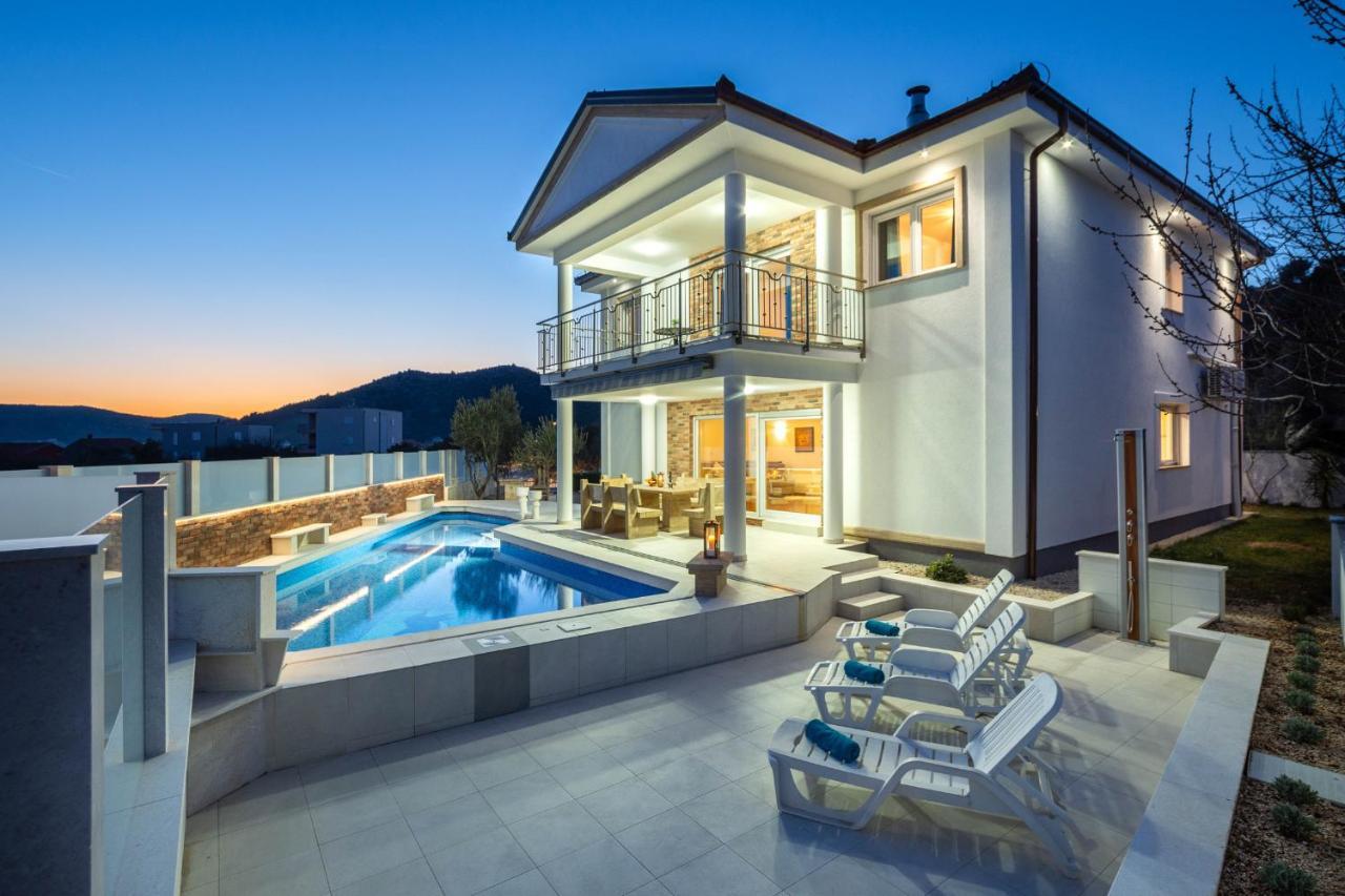 Luxury Villa Ivana マリナ エクステリア 写真