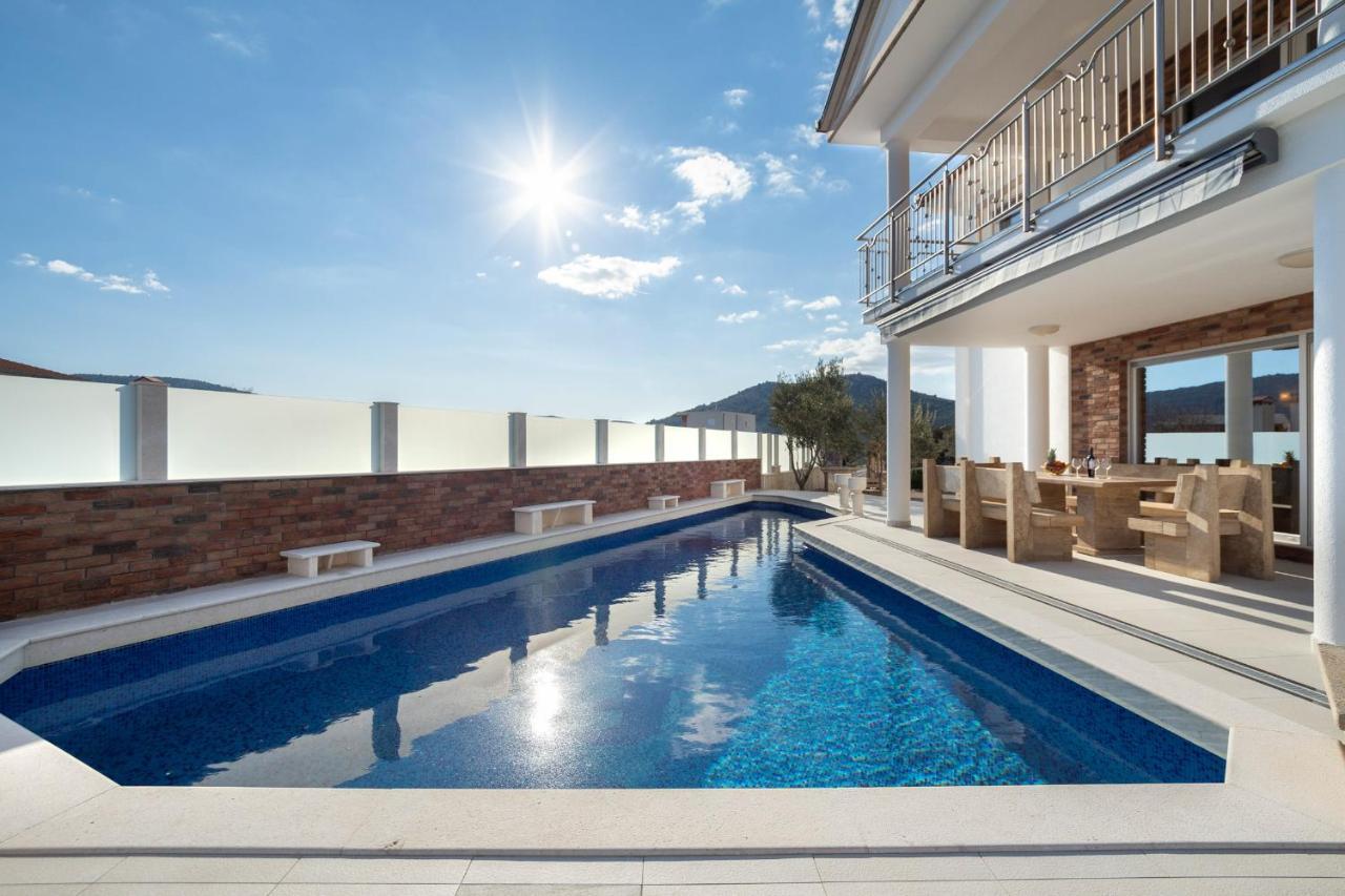 Luxury Villa Ivana マリナ エクステリア 写真